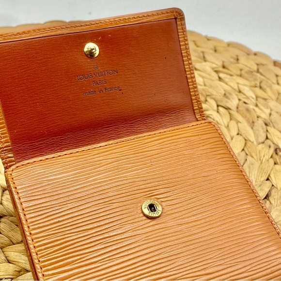 LOUIS VUITTON LOGO CARAMEL BROWN EPI LEATHER BIFOLD BRASS MONEY WALLET POUCH - Picture 7 of 11